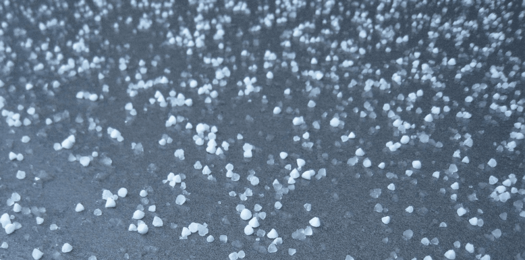 Photo de la grêle sur une véranda